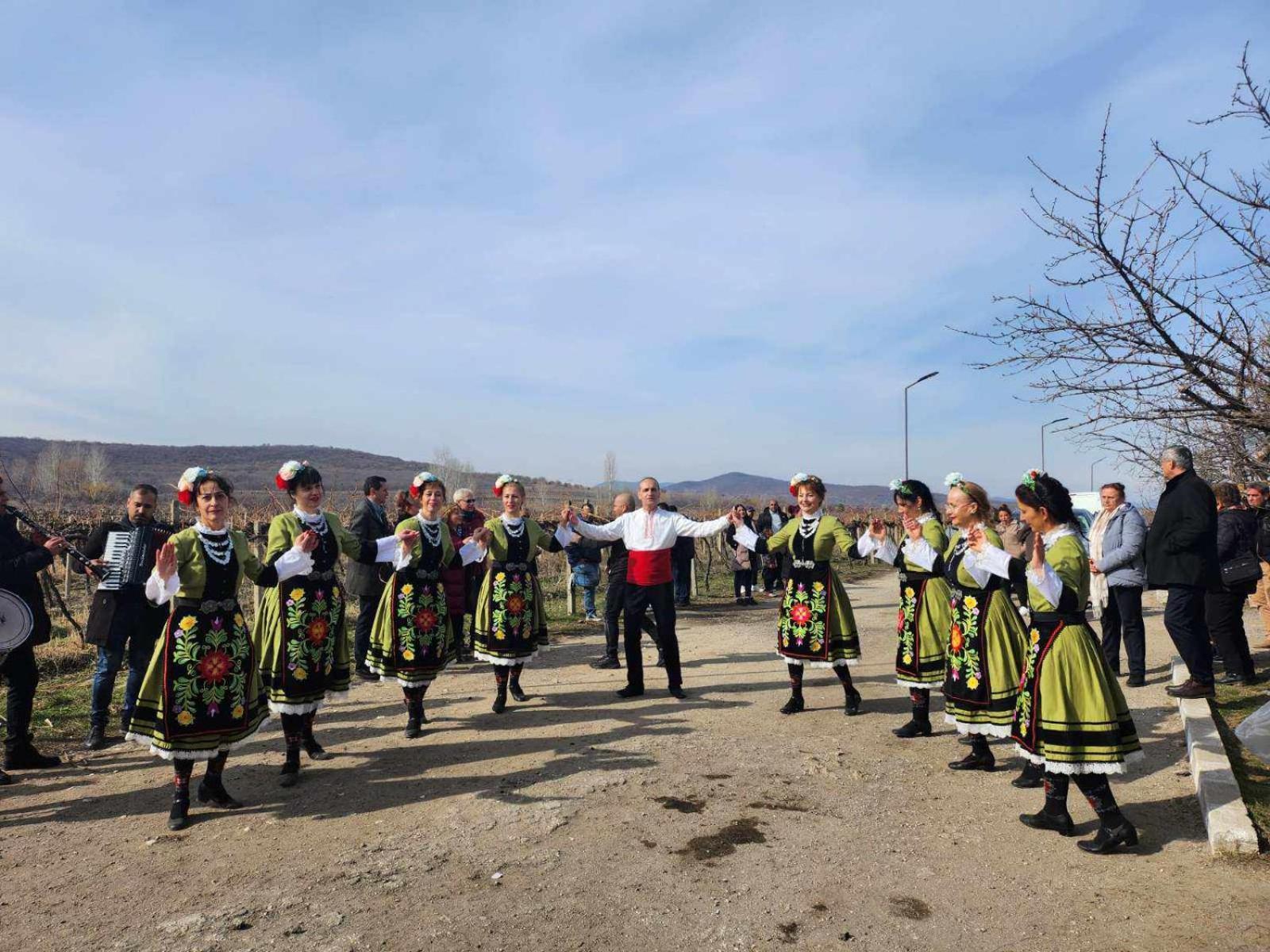 Винарна-Славовица Kalugerovo Luaran gambar